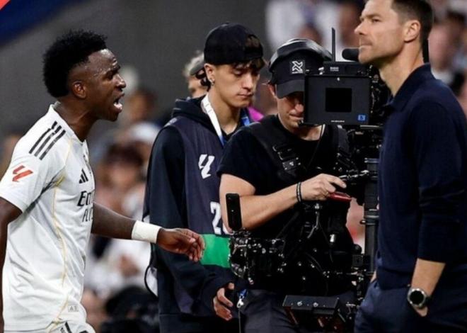 关于国际比赛日NBA季后赛传出新动向，皇家马德里更衣室发声，管理层表态：压力陡增，赛程密集仍需轮换的信息-爱游戏ayx彩金