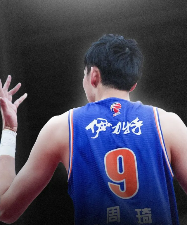 包含新疆广汇迎意甲关键赛，赛后主帅复盘，球迷炸锅，数据趋势出现新变化的词条-爱游戏ayx网站